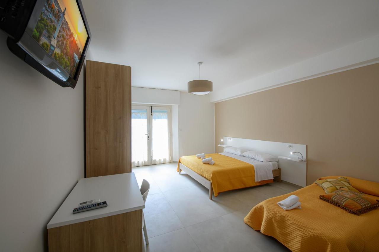 B&B La Fontanella ซัน เบเนเดตโต เดล ตรอนโต ภายนอก รูปภาพ